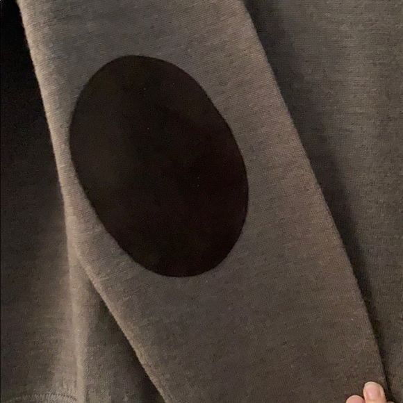 Turtle Neck sweater - Picture 2 of 3